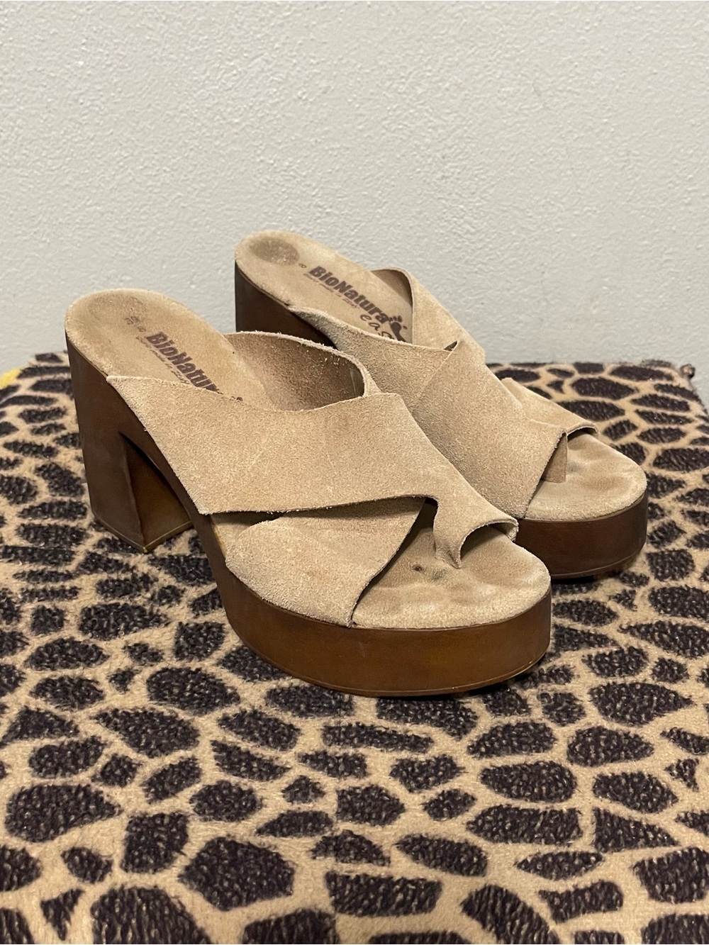 BioNatura Easy Chunky Platform Toe Loop Sandals Beige Suede Boho Womens 39/8